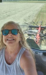 Sheri%20fluffing%20hay